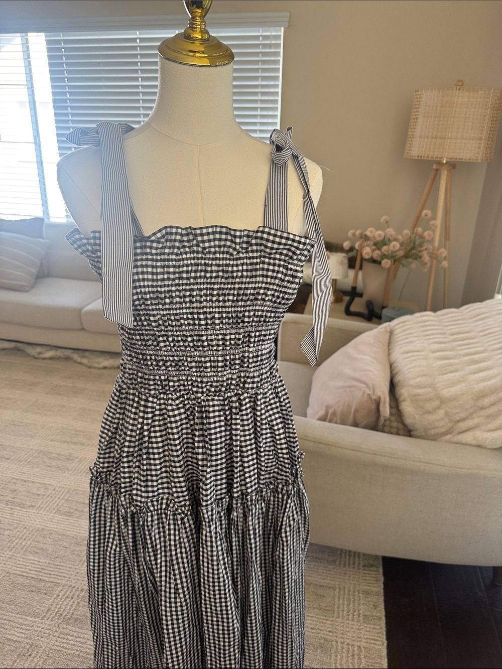 En Saison Black and White Gingham Tie-Shoulder Midi Dress - Picture 2 of 2